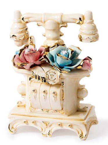 Antique capodimonte figurine - capodimonte,